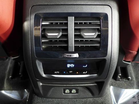 Used 2024 BMW X4 M40i w/ Premium Package image 24