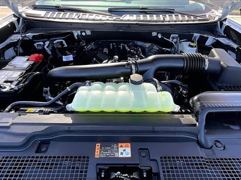 New 2026 Ford Expedition Active image 11