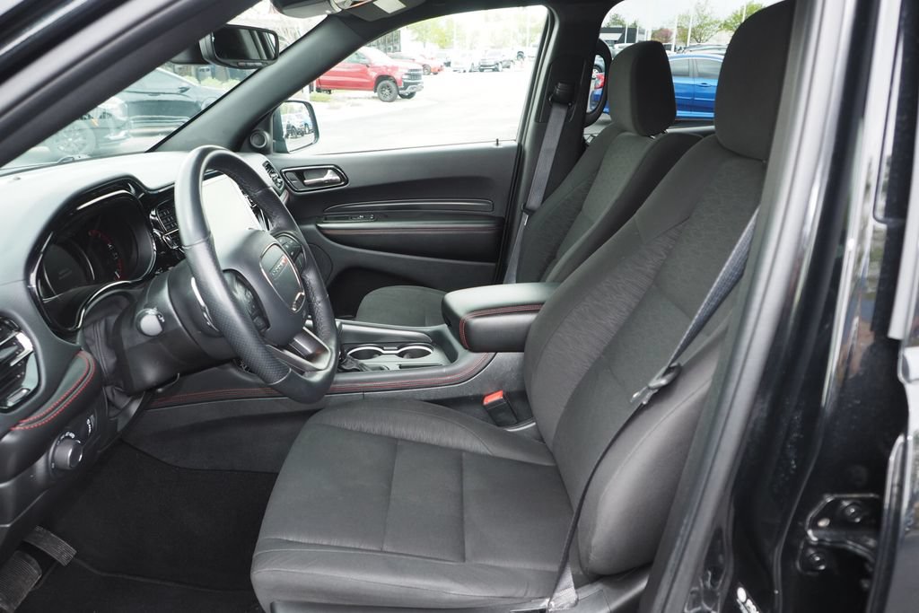 Used 2025 Dodge Durango GT AWD/4WD image 13