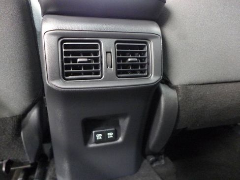 Used 2021 Toyota RAV4 XLE w/ Convenience Package FWD image 50