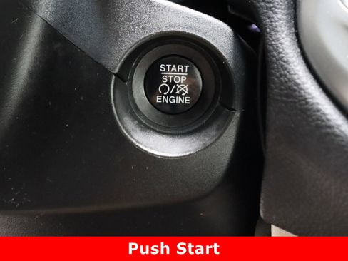 Used 2017 Jeep Compass Latitude w/ Popular Equipment Group image 19