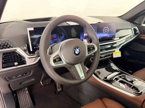 New 2026 BMW X5 xDrive40i w/ M Sport Package image 4