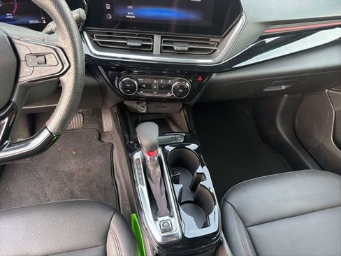 Used 2025 Chevrolet Trax RS w/ Sunroof Package image 26