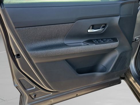 New 2026 Nissan Kicks SV image 16