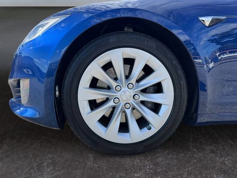 Used 2017 Tesla Model S 60 RWD image 9