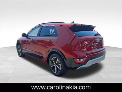 New 2025 Kia Niro SX image 3