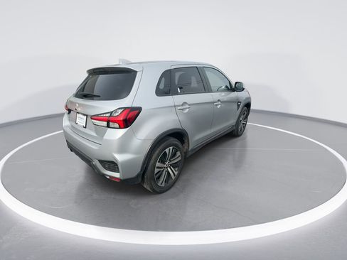 Used 2025 Mitsubishi Outlander Sport ES AWD/4WD image 8
