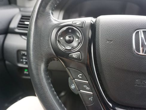 Used 2017 Honda Pilot Elite image 7