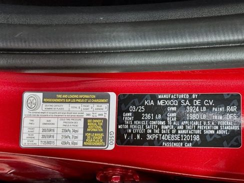 Certified 2025 Kia K4 LXS image 28