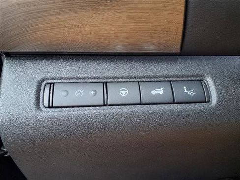 New 2025 Nissan Pathfinder Platinum w/ Cargo Package image 19