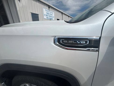 Used 2019 GMC Sierra 1500 SLT w/ SLT Premium Plus Package AWD/4WD image 8
