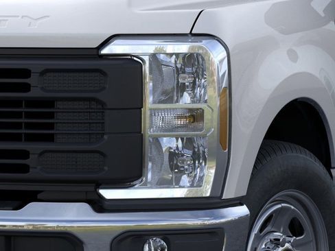 New 2024 Ford F350 XL w/ XL Chrome Package RWD image 18