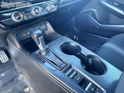 Used 2023 Honda Civic Sport image 14