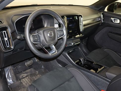 Used 2023 Volvo C40 P8 Recharge Plus w/ Protection Package Premier image 22