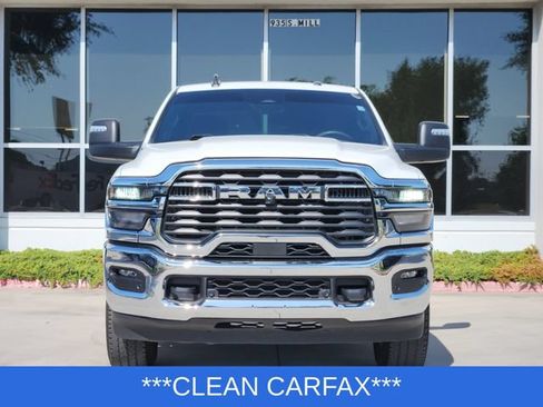 Used 2025 RAM 2500 Big Horn AWD/4WD image 2