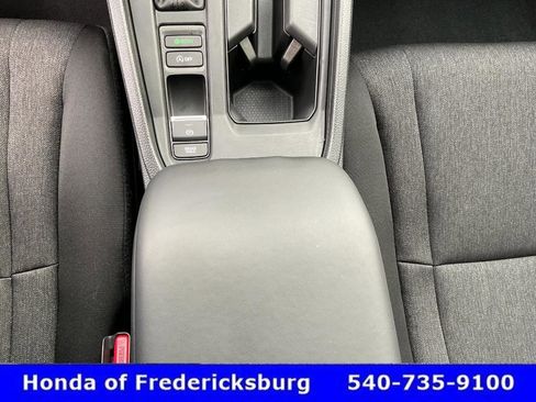 Certified 2025 Honda Accord LX image 37