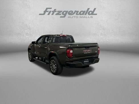 Used 2025 GMC Canyon Denali AWD/4WD image 3