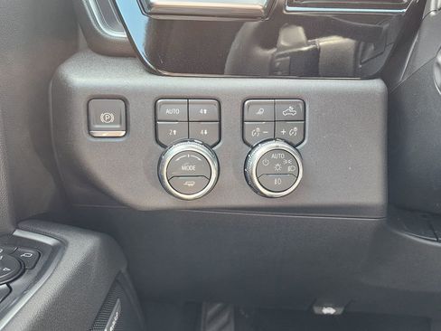 New 2026 GMC Sierra 1500 SLT w/ SLT Premium Plus Package image 19