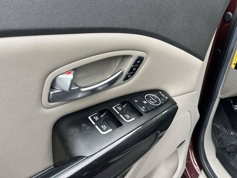Used 2015 Kia Sedona SX FWD image 27