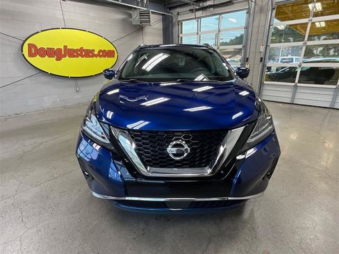 Used 2022 Nissan Murano SV w/ Cargo Package FWD image 8