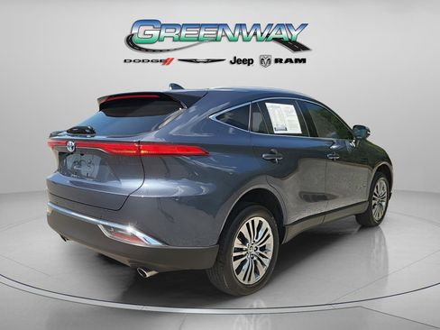 Used 2024 Toyota Venza Limited AWD/4WD image 4