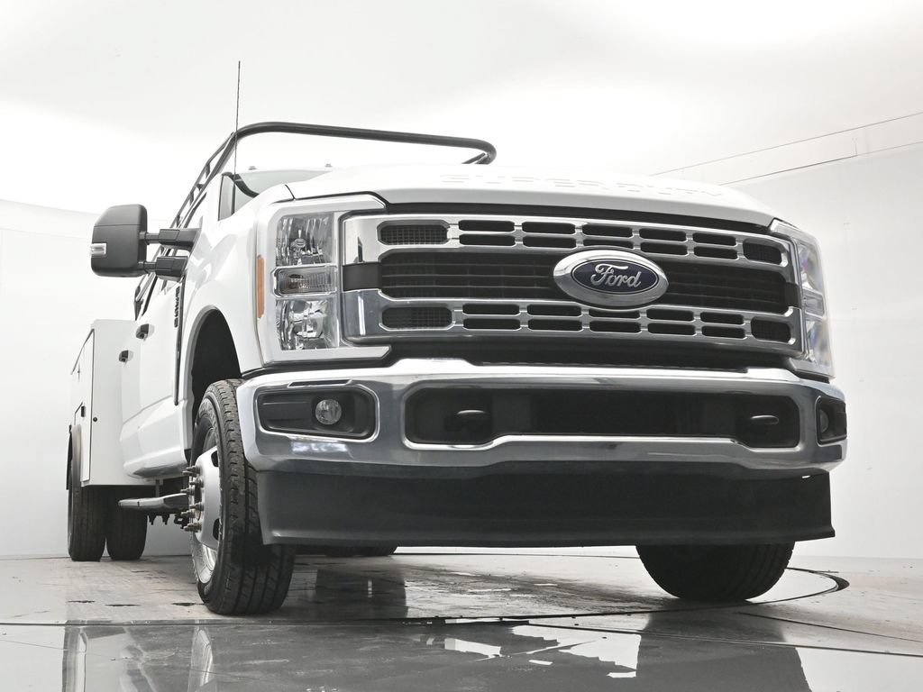 Used 2024 Ford F350 XLT AWD/4WD image 34