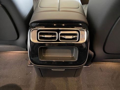 New 2026 Mercedes-Benz S 580 4MATIC Sedan image 26