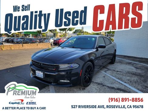 Used 2017 Dodge Charger R/T RWD image 1