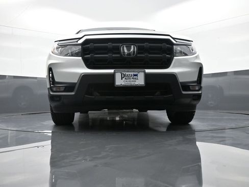 Certified 2025 Honda Ridgeline RTL image 27