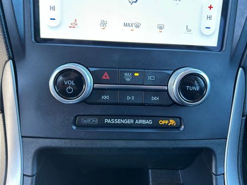 Certified 2022 Ford Edge SEL w/ Convenience Package image 29