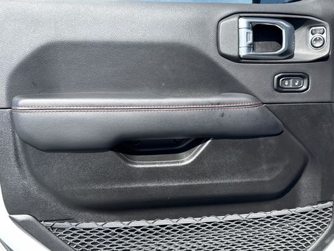 Used 2023 Jeep Gladiator Rubicon w/ Trailer Tow Package image 23