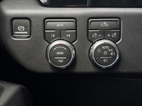 New 2026 GMC Sierra 1500 Elevation w/ Preferred Package AWD/4WD image 21