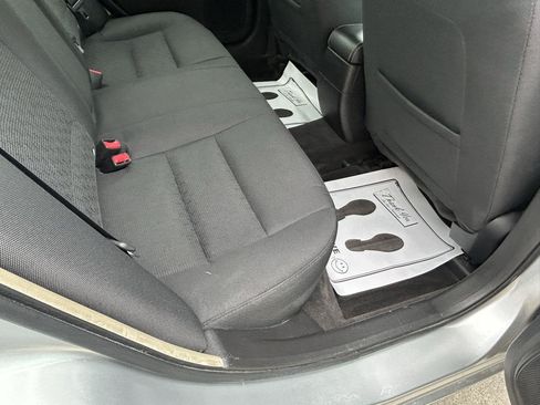 Used 2012 Ford Fusion SE FWD image 12
