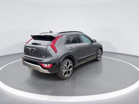 Used 2025 Kia Niro EX Touring FWD image 7