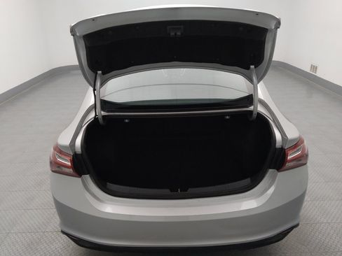Used 2022 Chevrolet Malibu LT FWD image 29