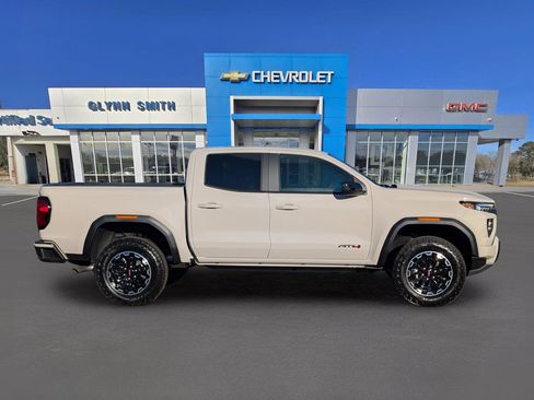 New 2026 GMC Canyon AT4 image 7