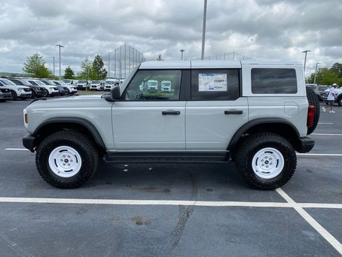 New 2026 Ford Bronco Heritage Edition AWD/4WD image 4