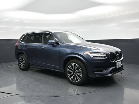 Used 2021 Volvo XC90 T5 Momentum w/ Protection Package Premier AWD/4WD image 56
