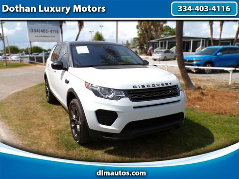 Used 2019 Land Rover Discovery Sport image 1