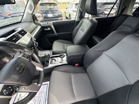 Used 2024 Toyota 4Runner SR5 Premium w/ Moonroof Package image 22