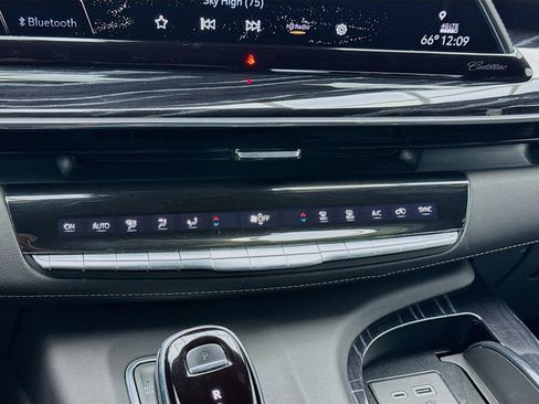 Used 2021 Cadillac Escalade ESV Sport w/ Driver Assist Tech Package image 12