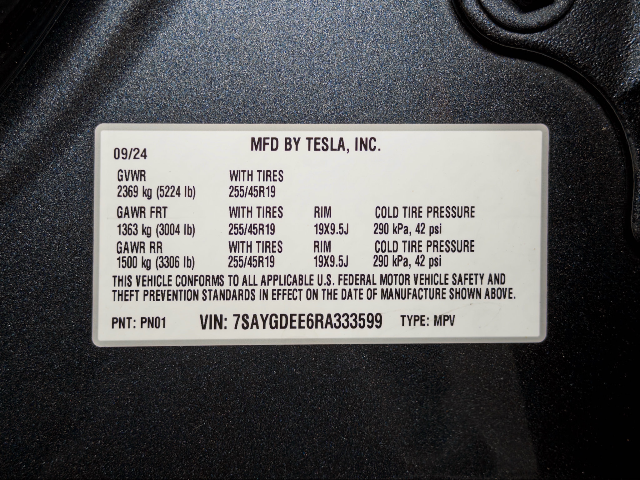 Used 2024 Tesla Model Y Long Range AWD/4WD image 28