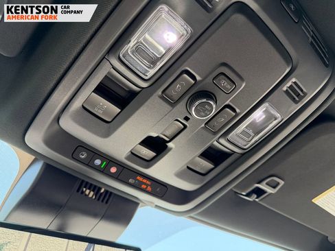 Used 2025 GMC Yukon AT4 Ultimate w/ LPO, Floor Liner Package AWD/4WD image 27