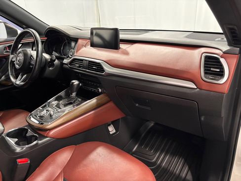 Used 2019 MAZDA CX-9 Signature image 17