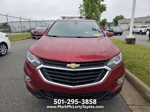 Used 2018 Chevrolet Equinox LT w/ LPO, Hit The Road Package FWD image 2