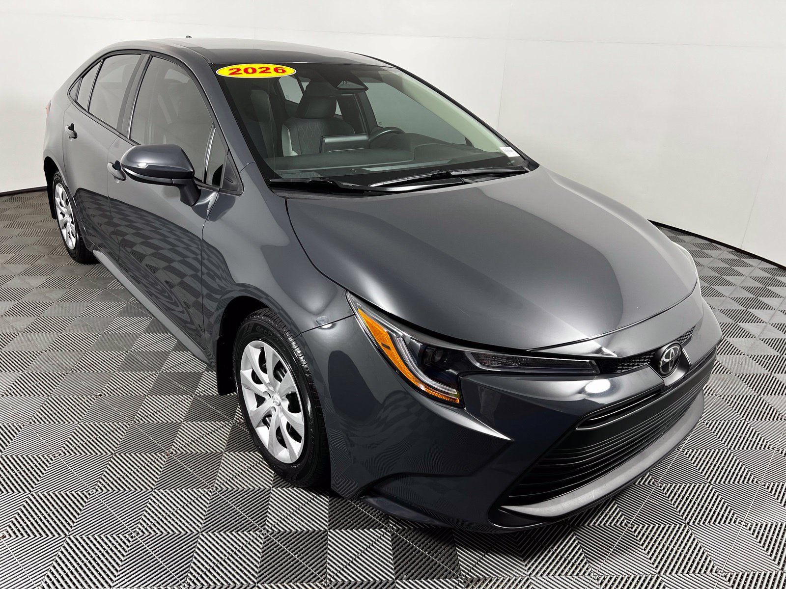 Used 2026 Toyota Corolla LE FWD image 3