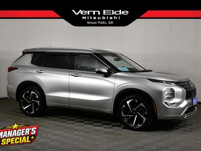 Used 2024 Mitsubishi Outlander SEL