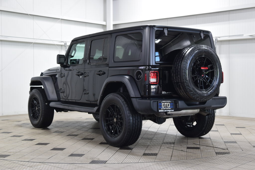 Used 2024 Jeep Wrangler Unlimited Sport AWD/4WD image 5