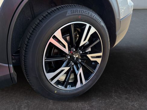 Used 2025 Mitsubishi Eclipse Cross SE image 14