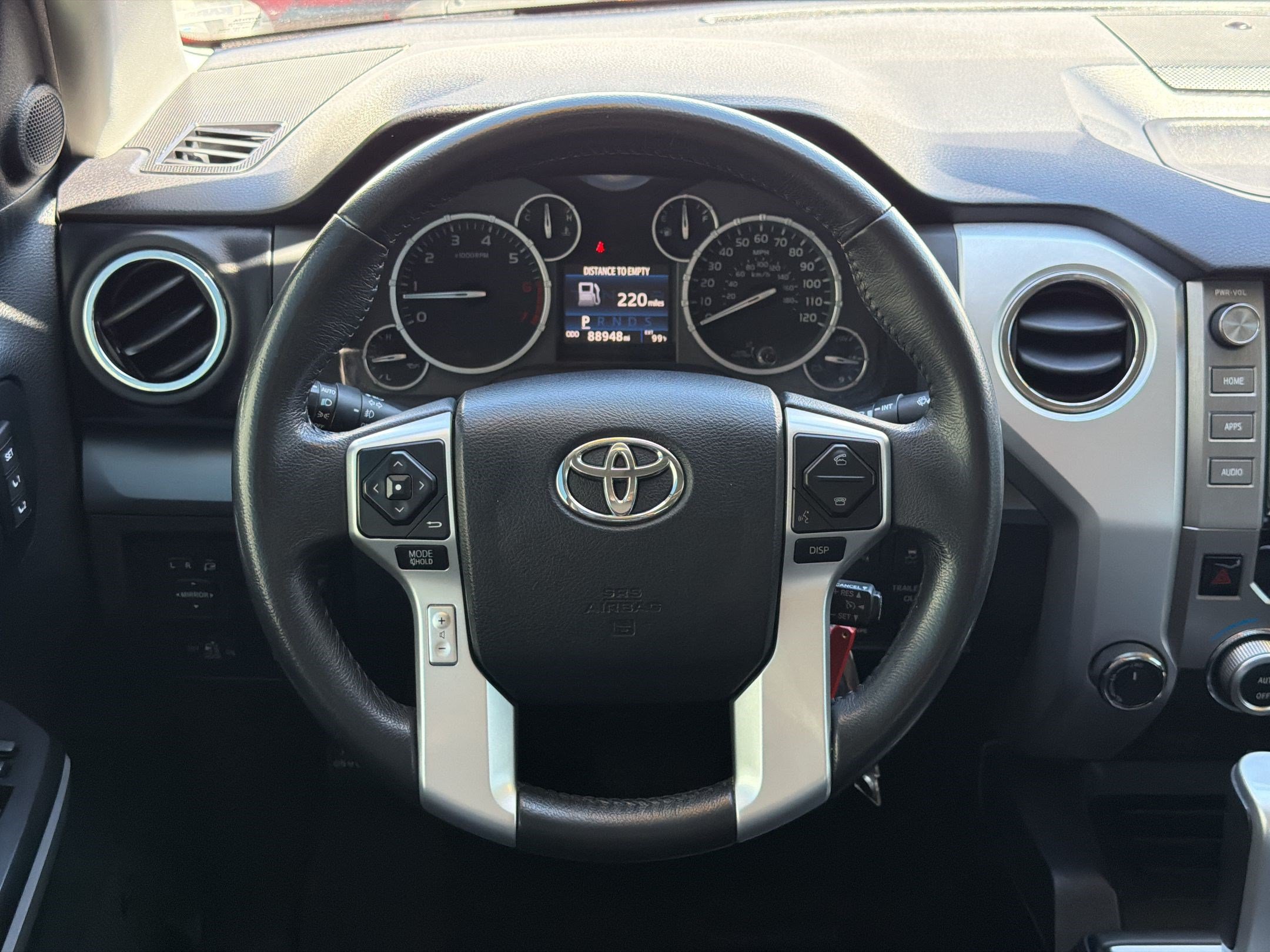 Used 2017 Toyota Tundra Platinum AWD/4WD image 10